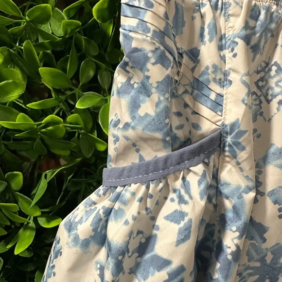 Free People Floral Blue Women's Shorts Size Medium BNWT - Picture 5 of 5